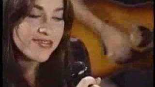 ALANIS MORISSETTE - HAND IN MY POCKET (Acoustic)