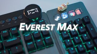 Modular Keyboard! Everest Max by MOUNTAIN Unboxing & Typing Sounds (Cherry Red Switches)
0:00 Intro
0:13 Unboxing
2:24 Modularity
3:01 LED effects
3:44 Indicators
3:55 Software
4:50 Display dial
5:24 Keycaps, Switches, Stabs
5:57 NKRO
6:07 Showing around
6:44 Typing sounds
7:28 Typing sounds (deskmat)
8:11 a;lskdjf;alskdjf
8:58 On-camera mic
Everest Max https://mountain.gg/keyboards/everest-max/
Typing Test https://typing.works
π± Neko Atsume Figure https://amzn.to/3geTJ1B
π· Sony a7C Camera https://amzn.to/32mX4V9
π· Sony SEL35F18F 35mm F1.8 Lens https://amzn.to/32l5X1q
π€ Rode VideoMicro https://amzn.to/34vCDFw
π Shure MV7 https://amzn.to/2PTrSKa
π΅ Music
foreverlasting - Justnormal
When the Noise Settles - Dusty Decks
Epidemic Sound https://epidemicsound.com/referral/mm8u5r (Referral link)
π Sponsors & Partners
Banggood https://ban.ggood.vip/VP4w
Amazon https://amzn.to/2TxOmQ0
Monstargear https://www.monstargears.com
Daily Clack https://dailyclack.com?aff=4
KBDfans https://kbdfans.com/r?id=soudav
Disclosure: Amazon, Banggood, Daily Clack, KBDfans links provided are linked to my affiliate accounts & support the channel.
βοΈ Business inquiries: 3ildcat@naver.com (No commission build)
π :3ildcats Memberships https://www.youtube.com/channel/UCeHOkFGW-7uAZFvq3BXb8YA/join Modular Keyboard! Everest Max by MOUNTAIN Unboxing & Typing Sounds (Cherry Red Switches)