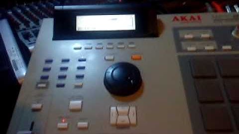 Ahmad Jamal MPC 2000XL Beat  (DVD Tutorial On Ebay)
