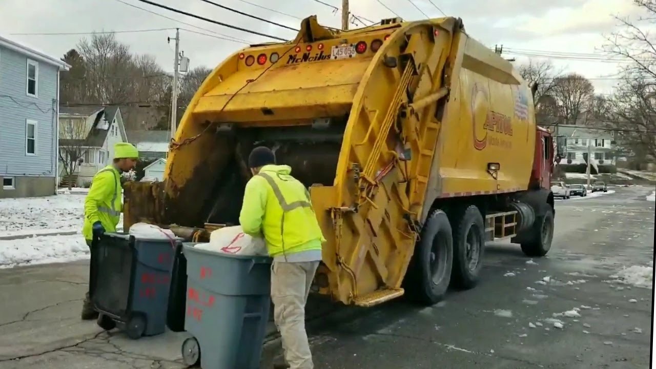Post Christmas Bulk on a Mack MR