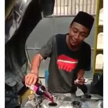 truk di kasih anggur merah langsung oleng