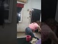 Nietas atacan a su Abuelita con globos de colores y se armó el kilombo #shorts #viral