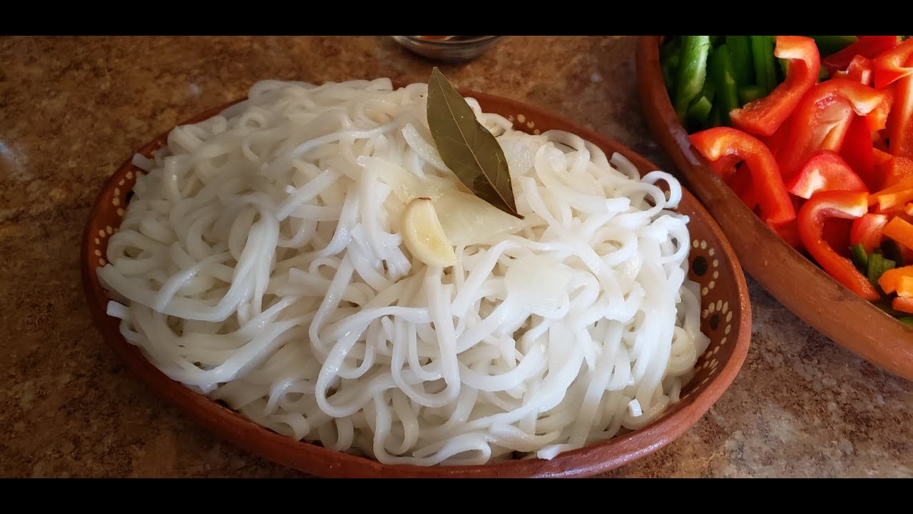 Cómo Cocinar Fideos de Arroz con Vegetales! - SinPretextos.
