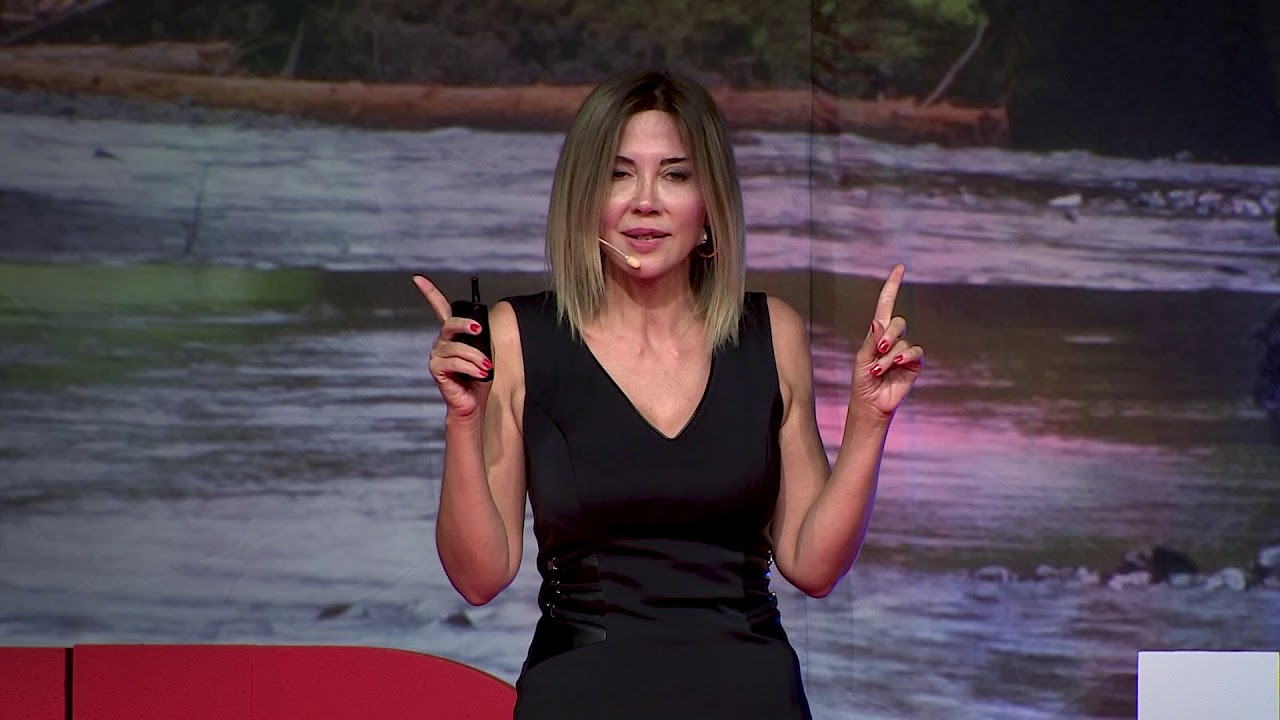 Yiyecek Savaşları | Ayşegül Çoruhlu | TEDxIzmir