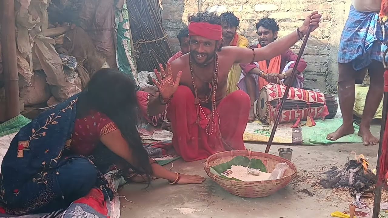 , घर का मनुष्य देव देवी खिला रही है यह महिला गांव हरपुर भिंडी में देख पूरा वीडियो☎8969912869