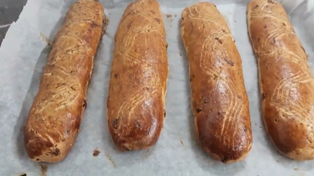 فقاص بالخميرة البلدية ناجح بلا تشققات فالفرن👌👌