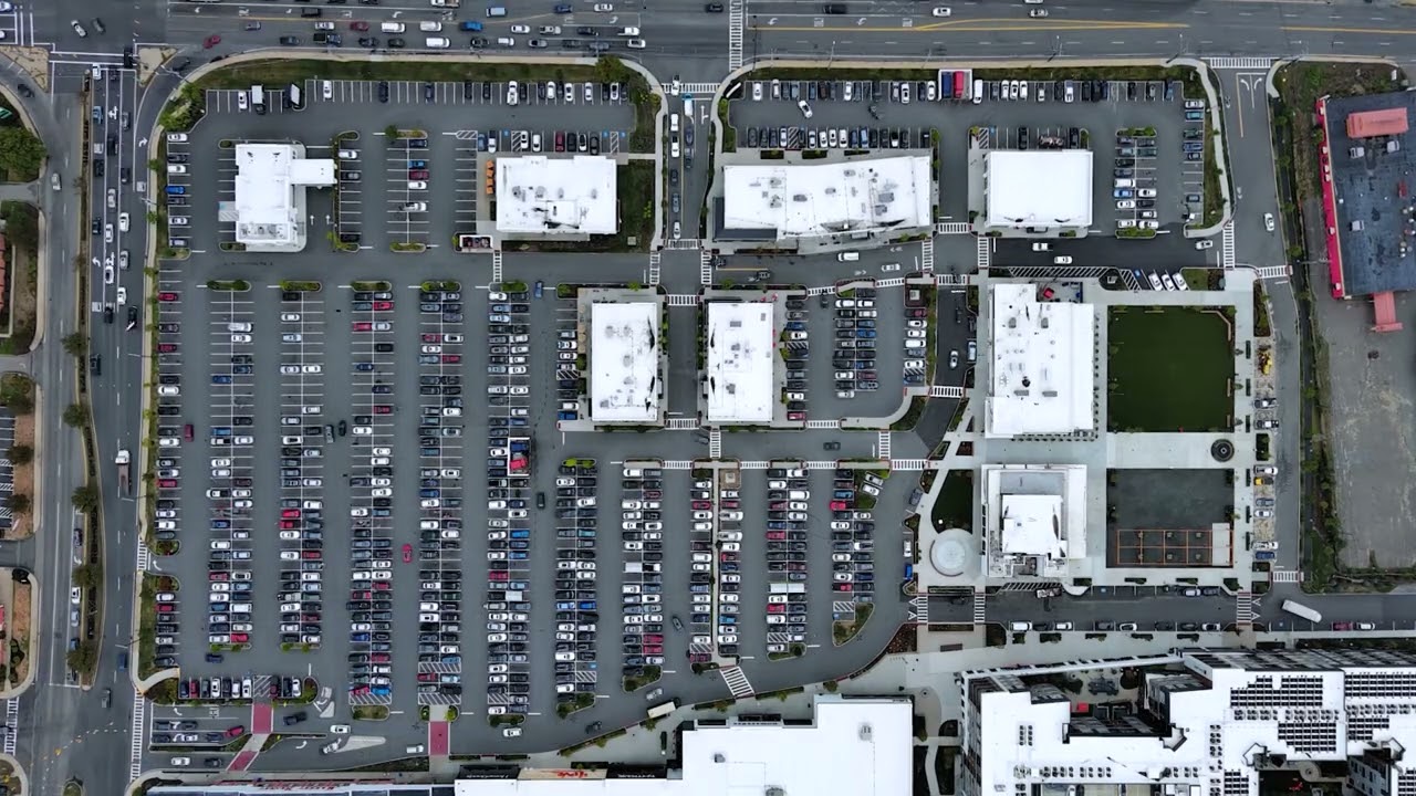 Parking lot Traffic Time-lapse - Woburn Village