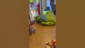 Hulk CRASHES kid