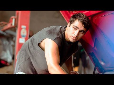 Un Hombre Abandonado (Trailer español)
