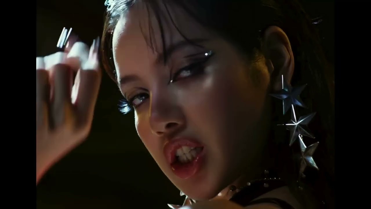 P.  P.  (pretty Princess) Lisa's MV (AI Original by Nessa) ||| Lias Album Seven Switches