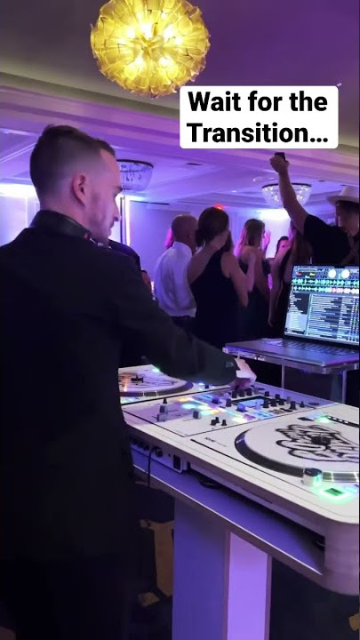 Wedding DJ - Live mashup to keep things fresh for the guests! #dj #weddingdj #dallasweddingdj