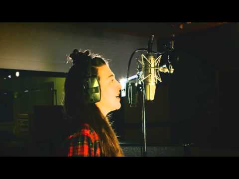 Neumann U87 AI Demo On Vocals