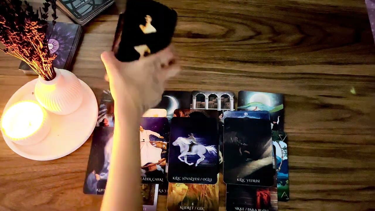 AKLINDAKİ KİŞİ SENİ NASIL GÖRÜYOR? NE DÜŞÜNÜYOR? KALP ENERJİSİ NASIL? (TAROT~KATİNA)
