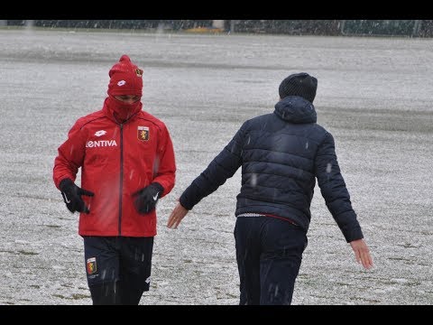 Genoa, la neve non ferma i rossoblu: imbiancata la strada verso Empoli