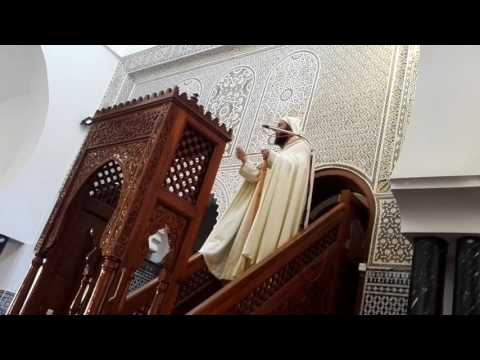 خطبة الجمعة وبالوالدين إحسانا بكى الشيخ فانهمرت دموع المصلين الشيخ سعيد الكملي