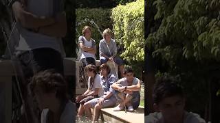 One Direction UNSEEN footage of Judges’ houses. Coming on 30th August. #1DUnseen #onedirection