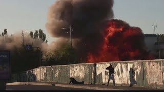 Download lagu Waves of suicide drones strike Ukraine's capital, 4 killed