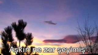 ibrahim tatlıses sevda yüklü kervanlar karaoke