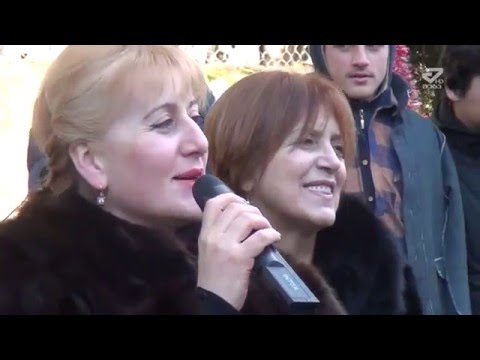 ქუთაისში კონკურსი ყველაზე „კრეატიული ნაძვის ხე ჩატარდა“ /MTAVARI/