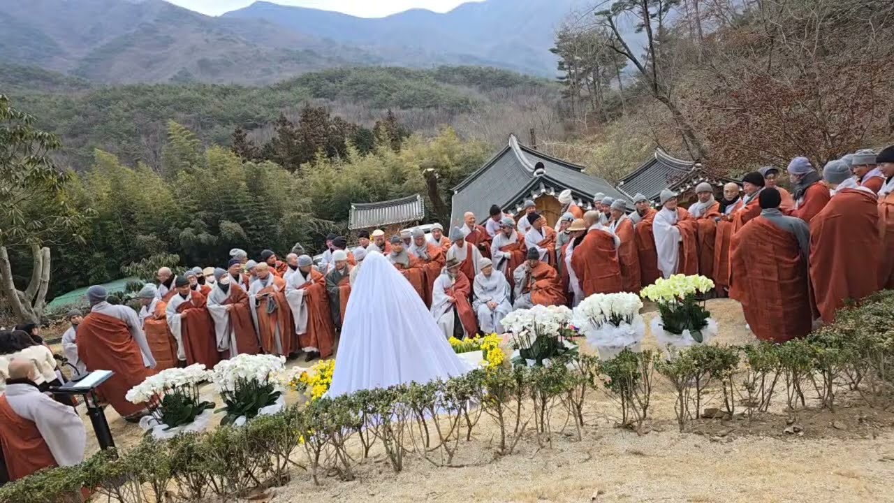 법정스님 부도탑 제막식 조계산 송광사 불일암