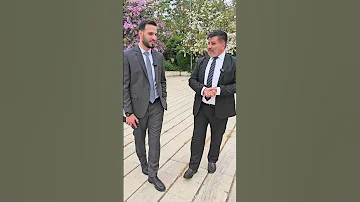 بياع العطور في دارنا الشاعر أنس الدغيم 