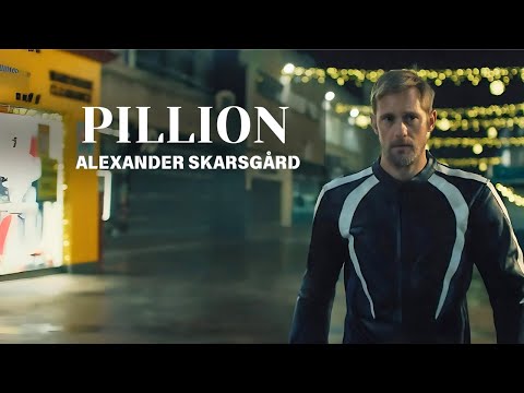 Pillion Meaning