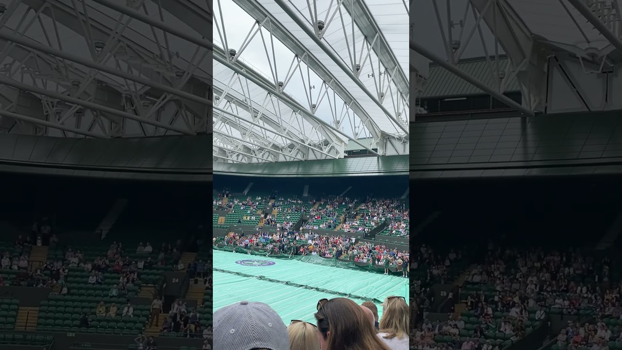 Roof closing at Wimbledon 