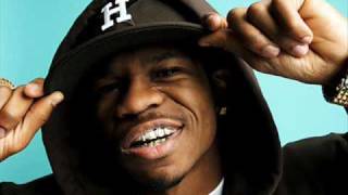 Watch Chamillionaire Outro video
