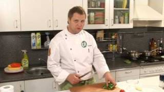 Каре ягненка с горчичным соусом - видеорецепт Каре ягненка с горчичным соусом - видеорецепт