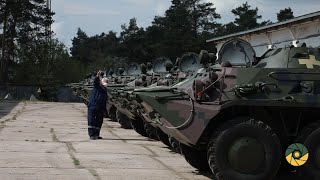 Київський бронетанковий завод передав військовим 9 відремонтованих БТР-80