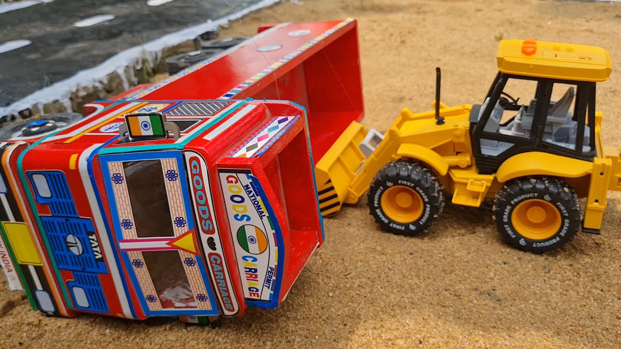 Tractor Auto Rickshaw Truck Scorpio Car Accident Pulling Crane Tractor ...