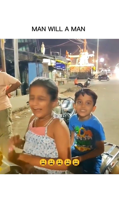 Women First Thing To Do in AnySituation 🤣😂 #funny #kids #boy #man #girl #cutemoment #shorts