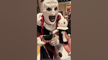 Humorous clown Art😂#ArtTheClown #Terrifier #halloweenHorrorNights #HHN #RIPTOUR