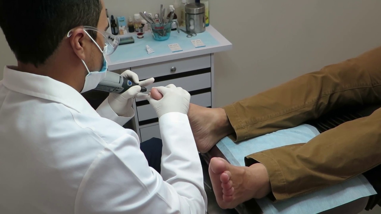 ¿Hay algún descuento o promoción disponible en las clínicas de podología en Guadalajara?