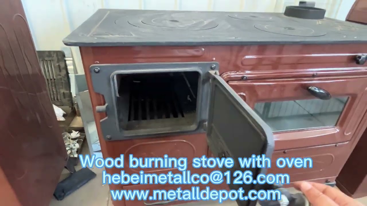 Cooking with a wood stove with oven - Panadero