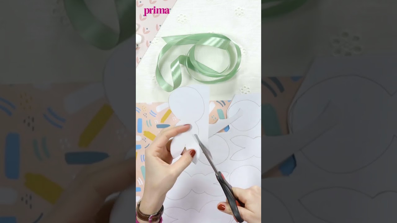 How To Make An Easter Bunny Garland | Prima UK