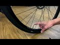 仏式バルブを使用して自転車のタイヤを充填する方法