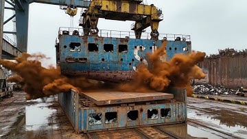 Magnet Arm in Action – Raw Scrap Yard Power (No Edits, Real Sound)