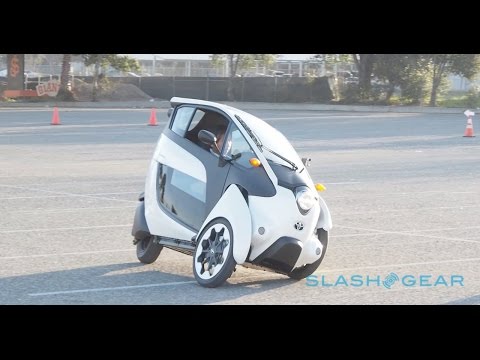 Toyota i-ROAD drive