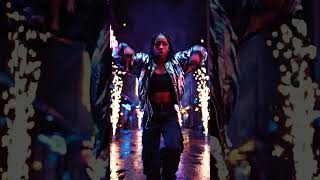 That Metallic Jacket Energy Is INSANE 🔥 #DancePerformance #StreetStyle