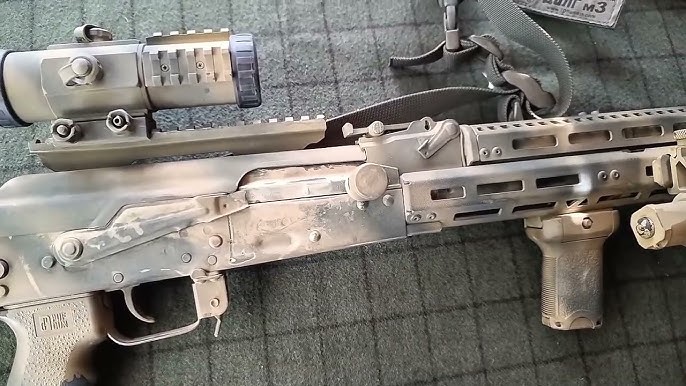 Porn Crush-тағы үлкен кеуделер Настася Самбурская аяқ фетиші