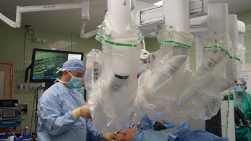 Meet the New Surgical Robots at Memorial Regional Hospital