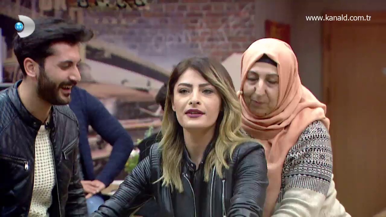 Kismetse Olur Sehmus Ve Annesinden Kahkaha Tufani Youtube