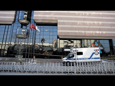Video: Tentativi Di Ottenere Un Visto D'affari Russo In Turchia - Matador Network