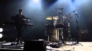 Mini Mansions - Death is a Girl (live@Olympia, Paris)