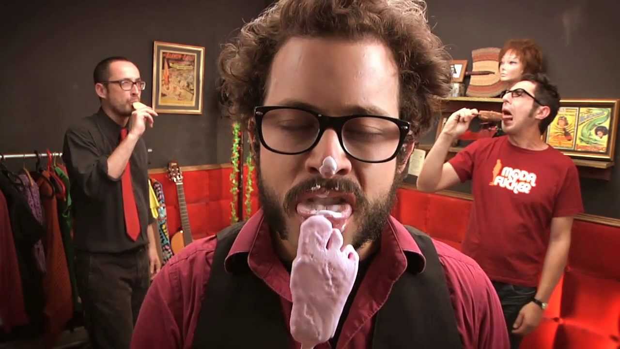 Los Martínez - Canción de amor definitiva