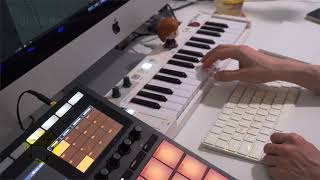 make a beat with poly/drum/bass synth on Maschine