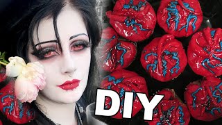 DIY Bleeding Heart Cupcakes! | Black Friday