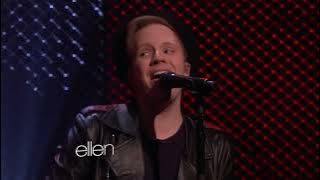 Fall Out Boy - Alone Together (Live At The Ellen Degenerates Show) HQ