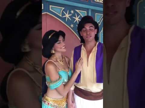 Aladdin and Jasmine saying hello